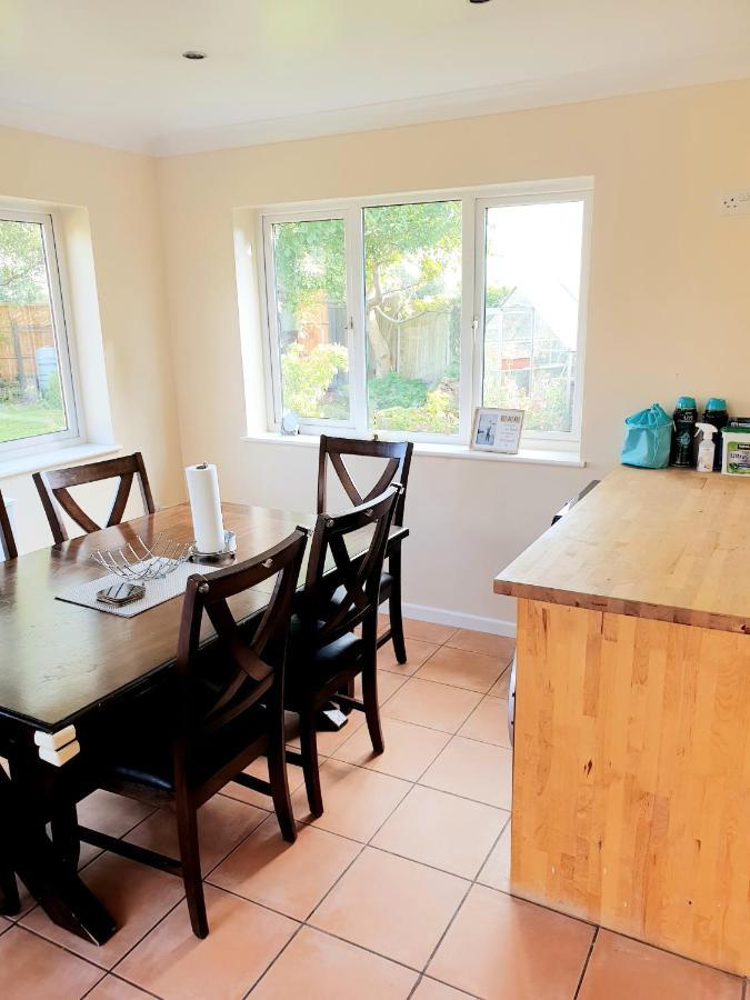 Specious 3Bed Property With Parking & Large Garden Aveley Exteriér fotografie